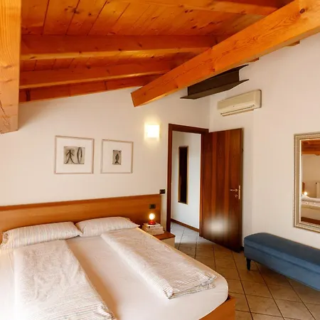 Apartment App. Chiaretto In Centre With P. *